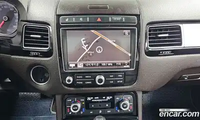 Volkswagen Touareg 2015 3.0 Автомат в Москве № 215317, миниатюра 7