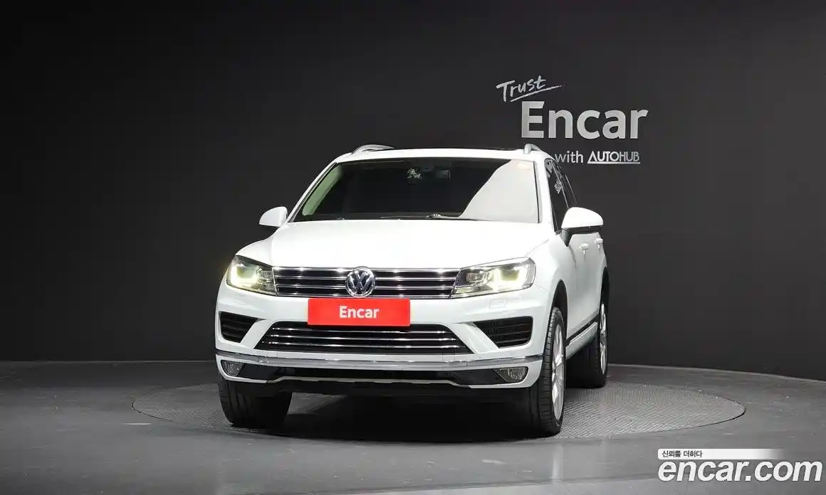 Volkswagen Touareg 2015 3.0 Автомат в Москве № 215317, фото 9