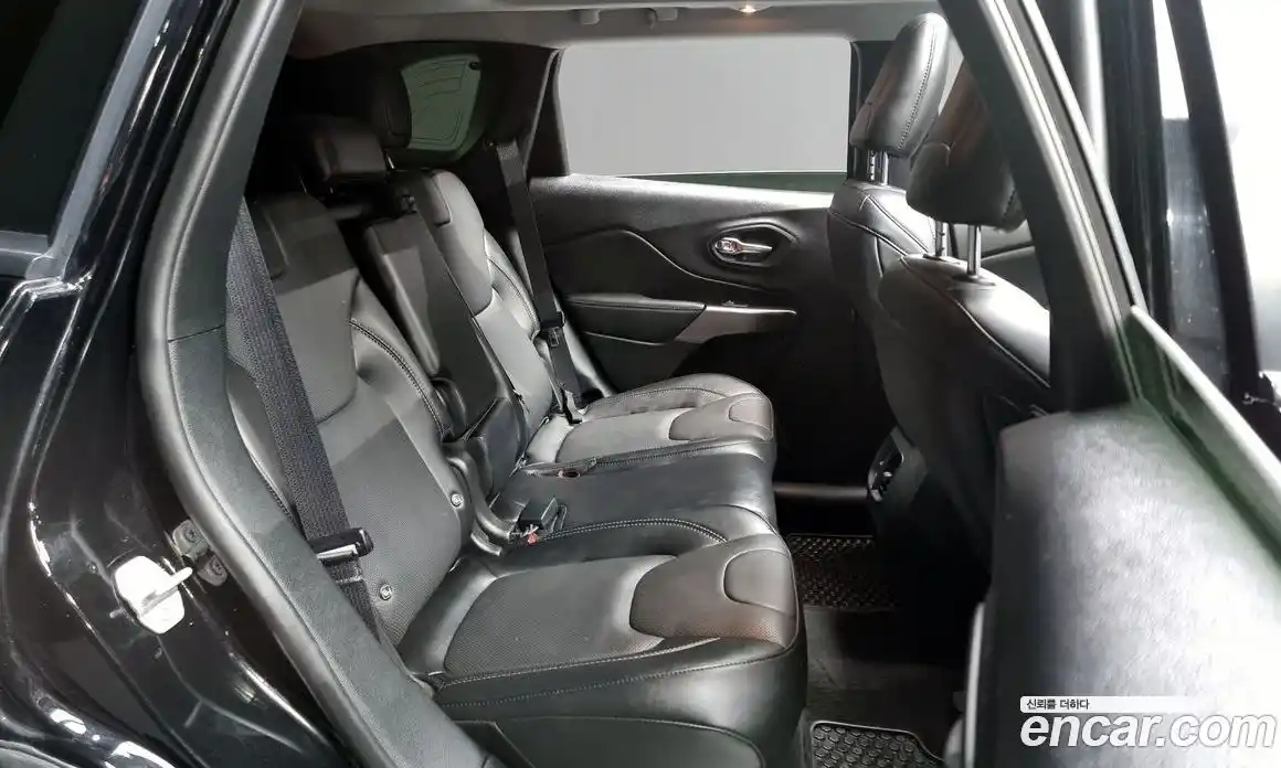 Jeep Cherokee 2022 2.4 Автомат в Москве № 215399, фото 5