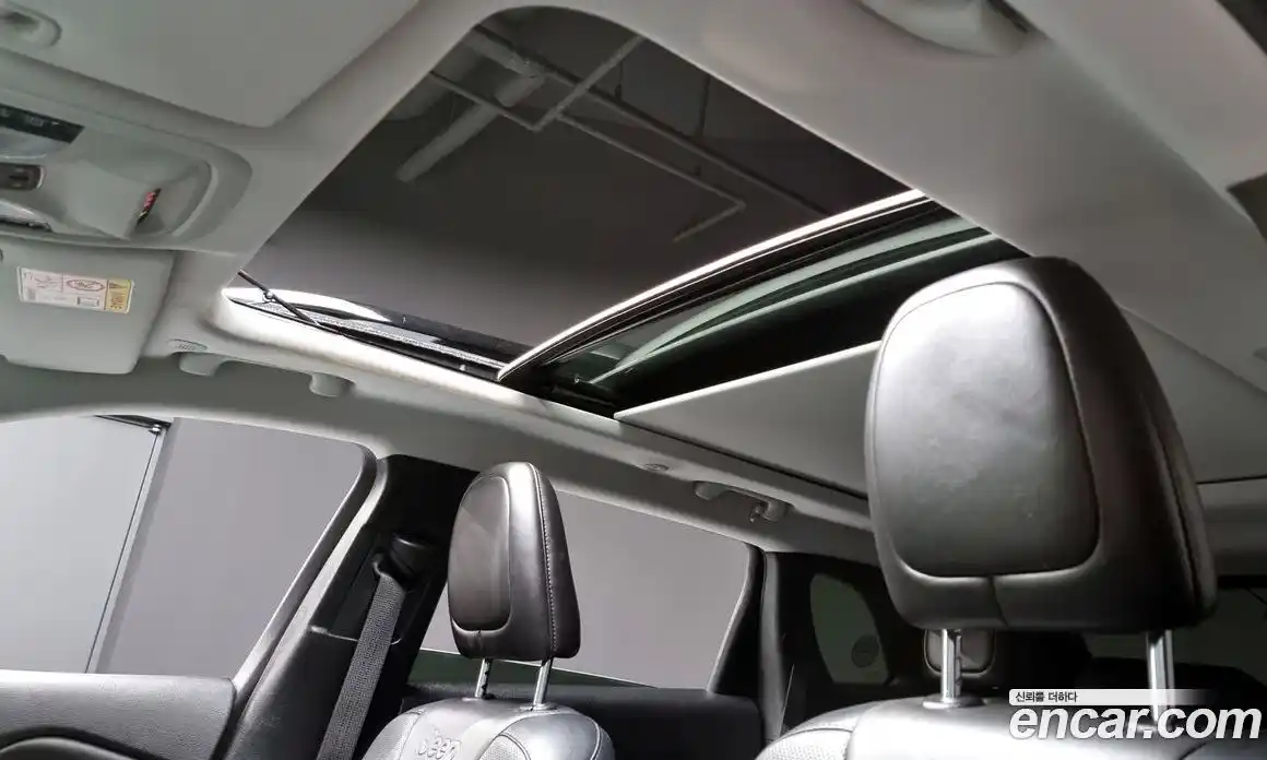 Jeep Cherokee 2022 2.4 Автомат в Москве № 215399, фото 10