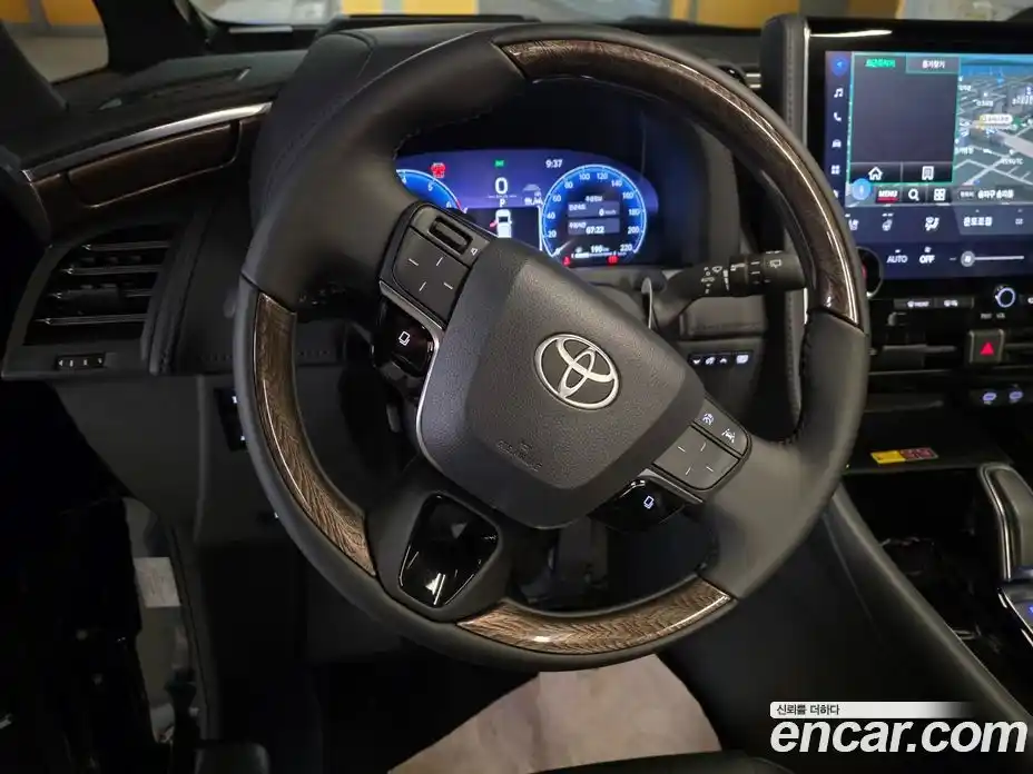 Toyota Alphard 2024 2.5 Автомат в Москве № 215559, фото 12