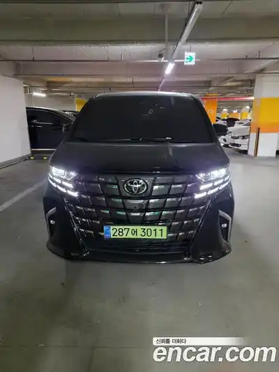 Toyota Alphard 2024 2.5 Автомат в Москве № 215559, миниатюра 3