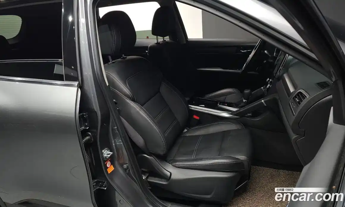 Renault QM6 2021 2.0 Автомат в Москве № 222435, фото 10