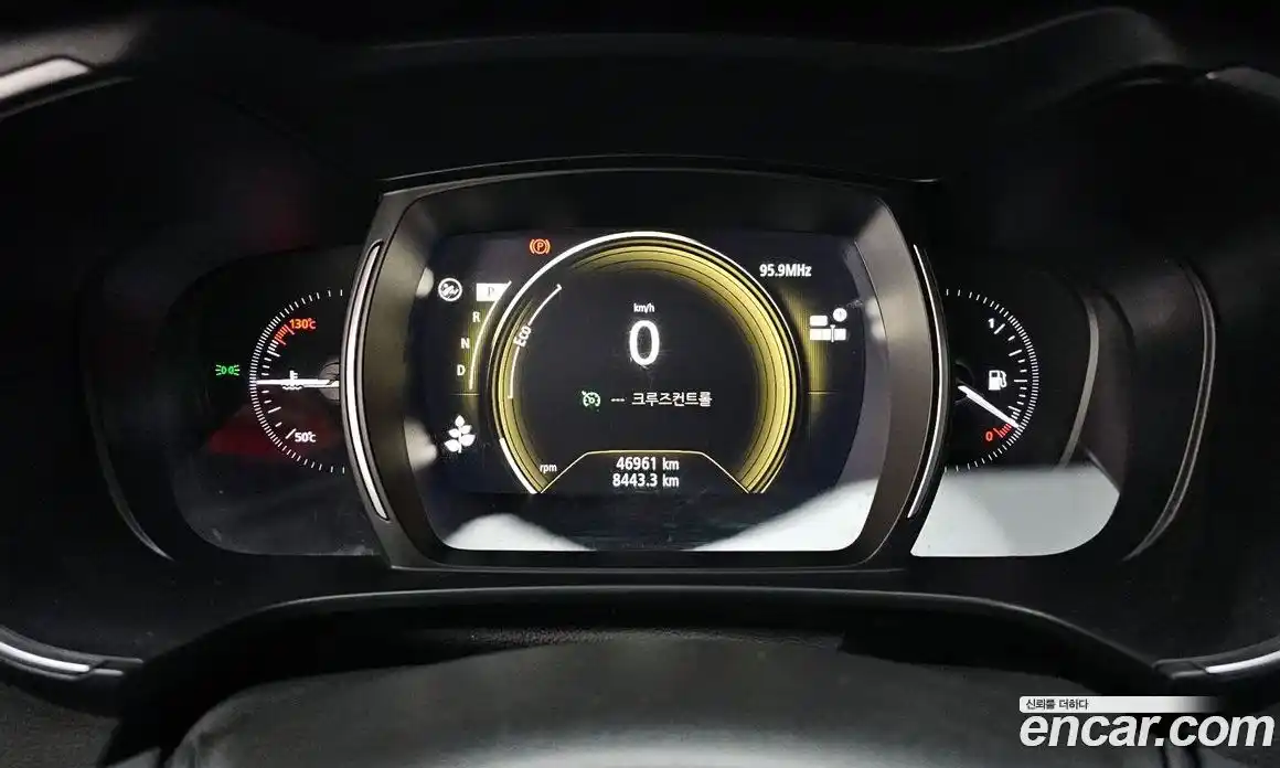 Renault QM6 2021 2.0 Автомат в Москве № 222729, фото 16