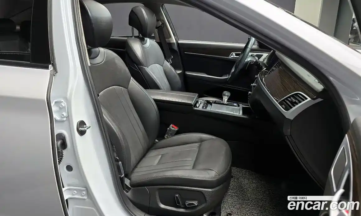 Genesis G80 2018 3.3 Автомат в Москве № 22371, фото 6