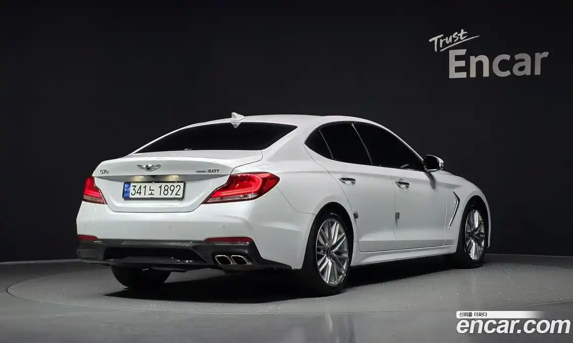 Genesis G70 2019 2.0 Автомат в Москве № 22608, фото 12