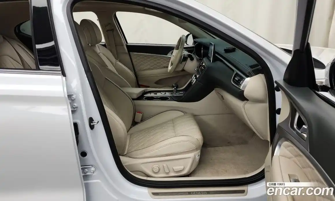 Genesis G70 2019 2.0 Автомат в Москве № 22608, фото 14