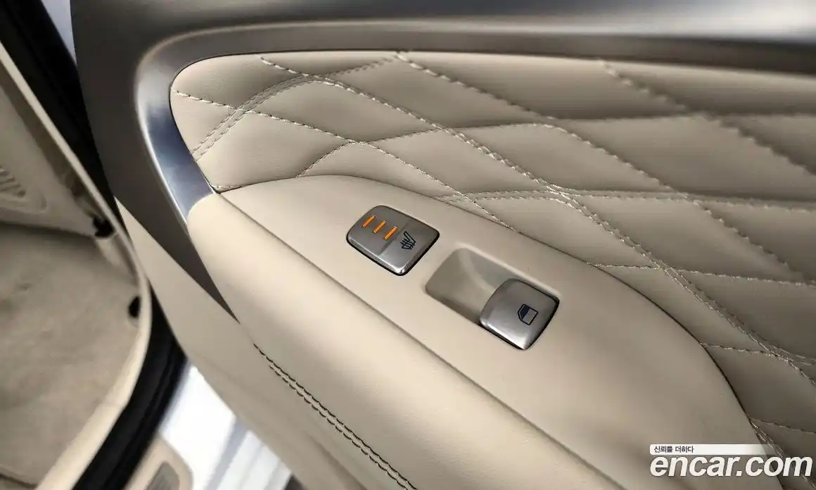 Genesis G70 2019 2.0 Автомат в Москве № 22608, фото 10