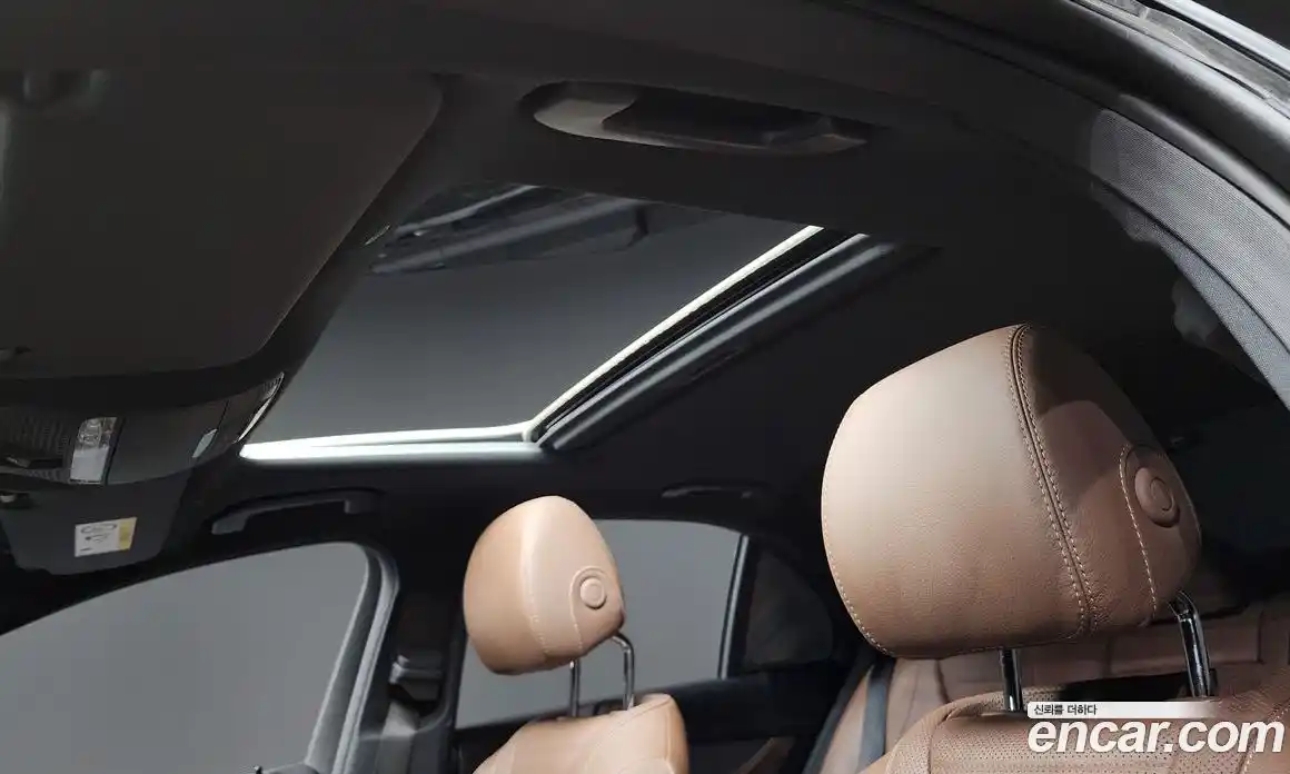 Mercedes-Benz E-Class 2023 2.0 Автомат в Москве № 229588, фото 17