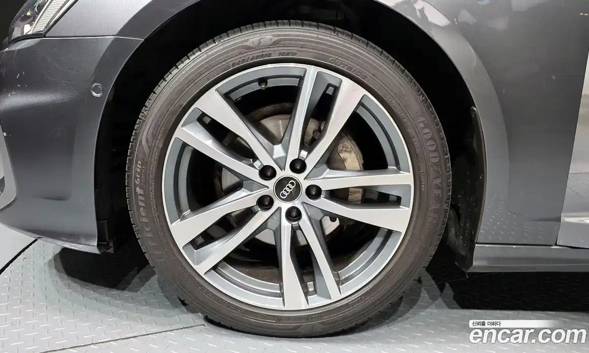 Audi A6 2022 2.0 Автомат в Москве № 229910, фото 4