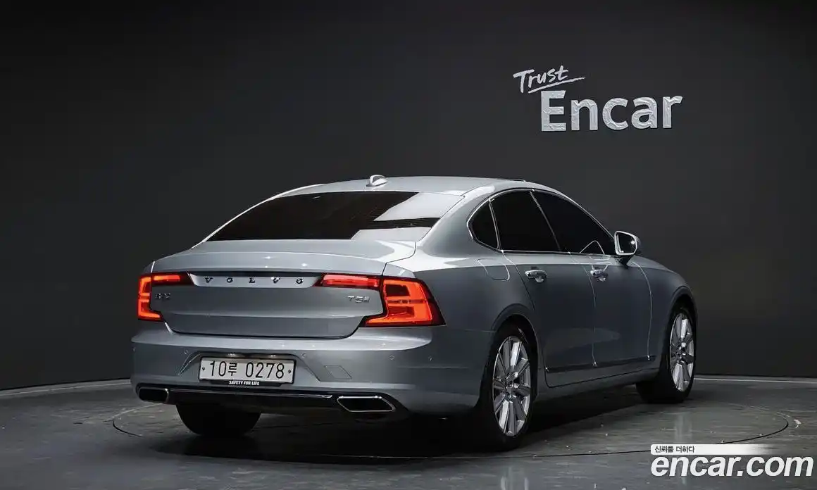 Volvo S90 2017 2.0 Автомат в Москве № 230634, фото 12