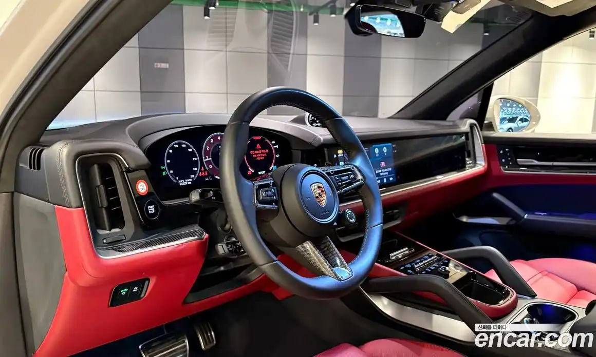 Porsche Cayenne 2024 3.0 Автомат в Москве № 231029, фото 9