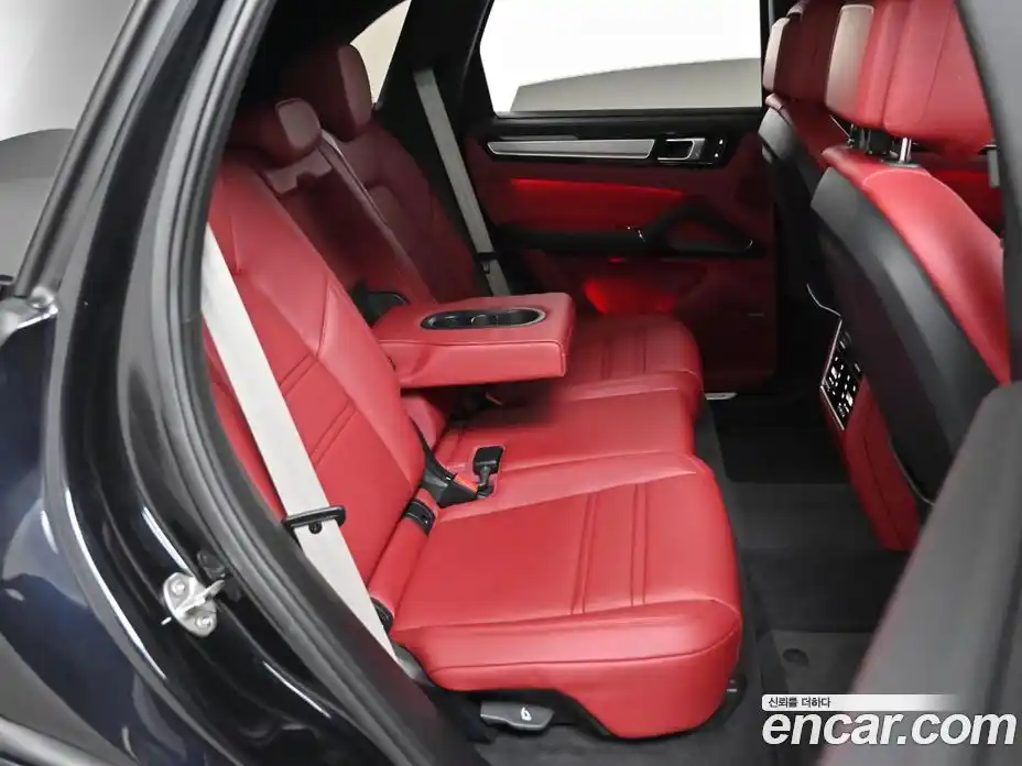 Porsche Cayenne 2022 3.0 Автомат в Москве № 231098, фото 12