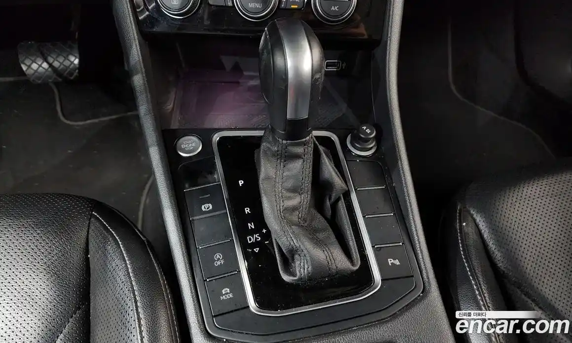 Volkswagen Jetta 2020 1.4 Автомат в Москве № 232266, фото 13