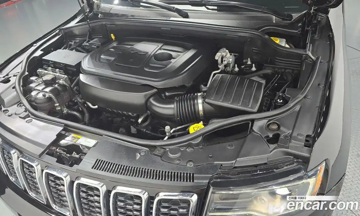 Jeep Cherokee 2019 3.6 Автомат в Москве № 232473, фото 4