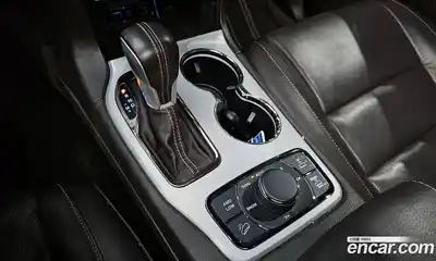 Jeep Cherokee 2018 3.0 Автомат в Москве № 232573, миниатюра 9