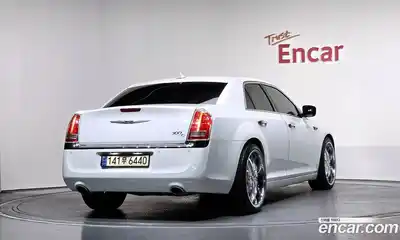 Chrysler 300C 2014 3.0 Автомат в Москве № 248940, миниатюра 2