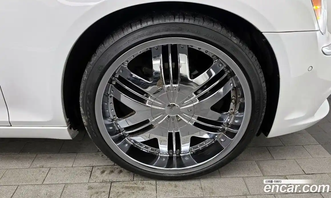 Chrysler 300C 2014 3.0 Автомат в Москве № 248940, фото 5