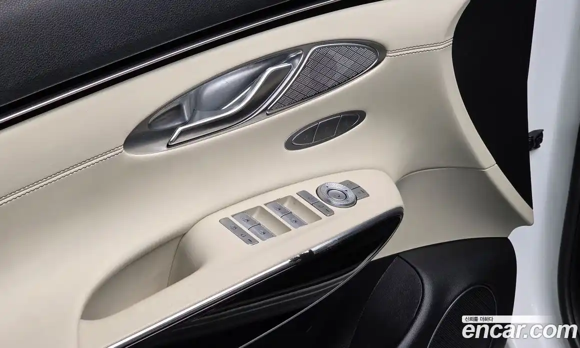 Genesis GV70 2022 2.2 Автомат в Москве № 24991, фото 17