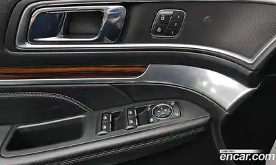 Ford Explorer 2017 2.3 Автомат в Москве № 255564, миниатюра 5