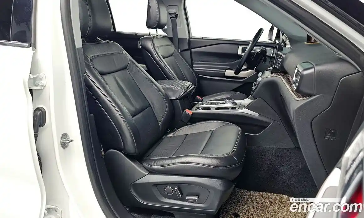 Ford Explorer 2020 3.0 Автомат в Москве № 255573, фото 13