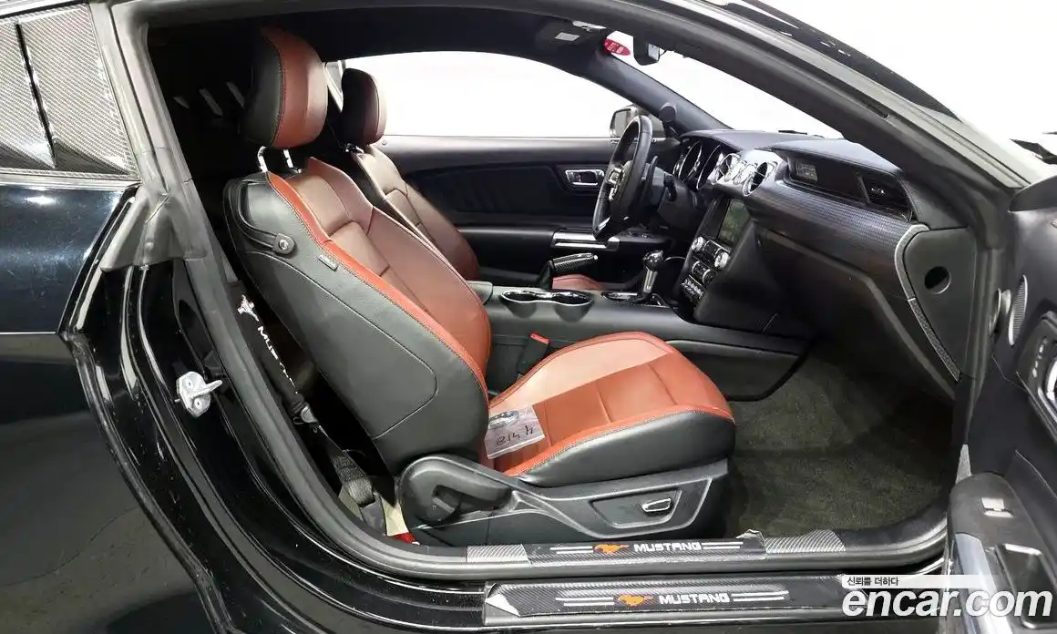 Ford Mustang 2017 2.3 Автомат в Москве № 255587, фото 11