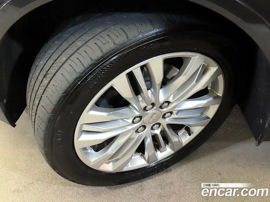 Cadillac XT5 2017 3.6 Автомат в Москве № 256569, фото 20