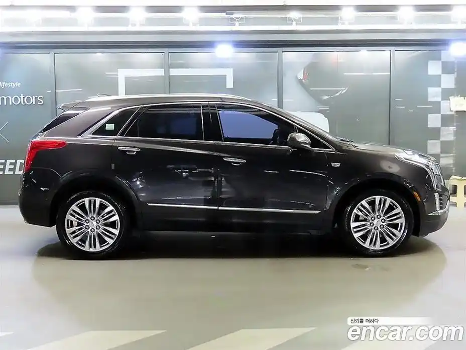 Cadillac XT5 2017 3.6 Автомат в Москве № 256569, фото 3