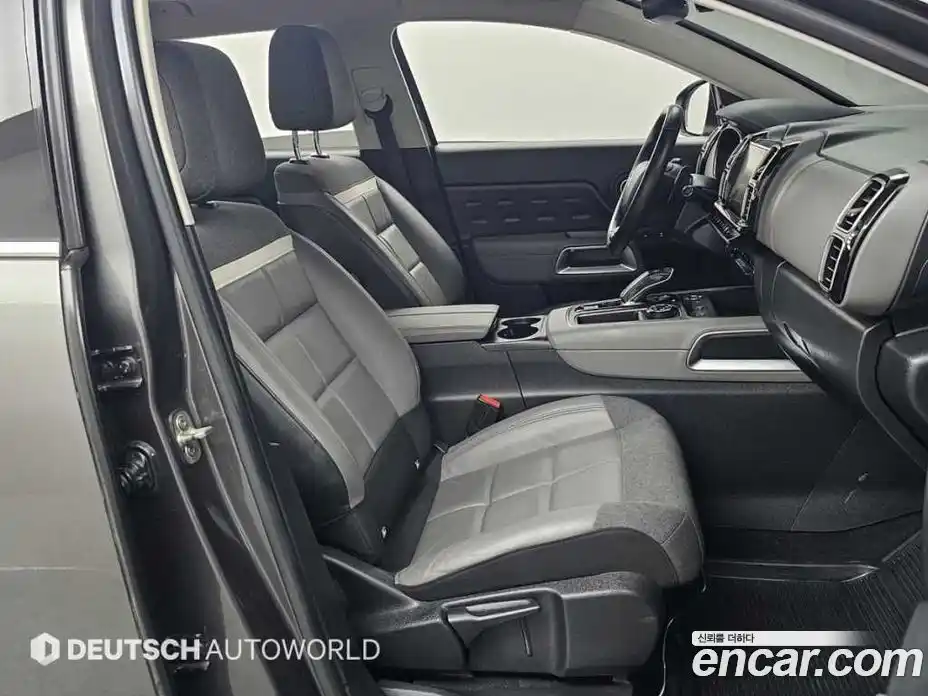 Citroen C5 Aircross 2019 1.5 Автомат в Москве № 256839, фото 10