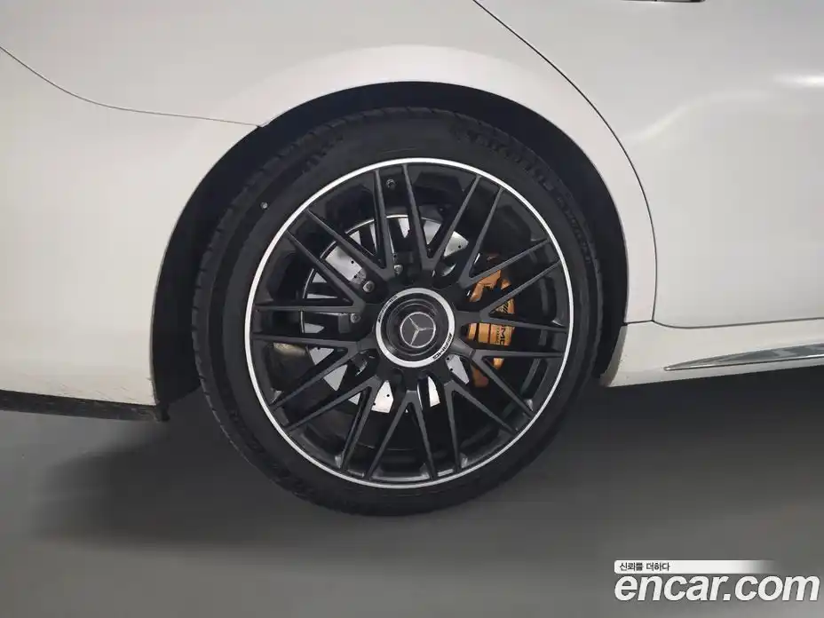 Mercedes-Benz S-Class 2024 4.0 Автомат в Москве № 262176, фото 17