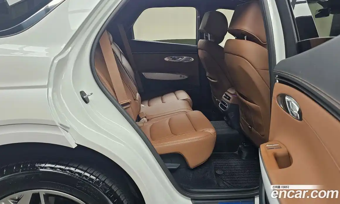 Genesis GV70 2023 2.5 Автомат в Москве № 26943, фото 15