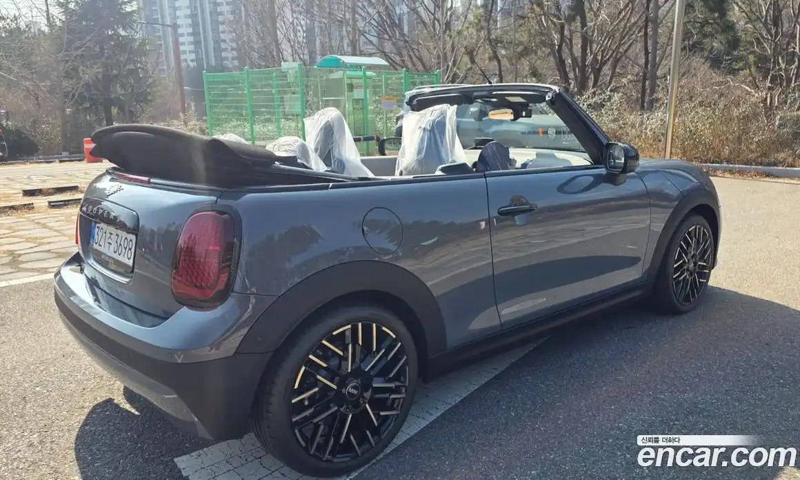 Mini Cooper Convertible 2025 2.0 Автомат в Москве № 271705, фото 17