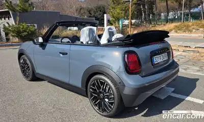 Mini Cooper Convertible 2025 2.0 Автомат в Москве № 271705, миниатюра 2