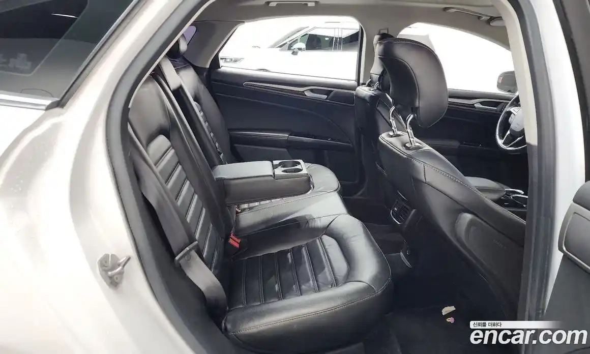 Ford Fusion 2013 2.0 Автомат в Москве № 273440, фото 12