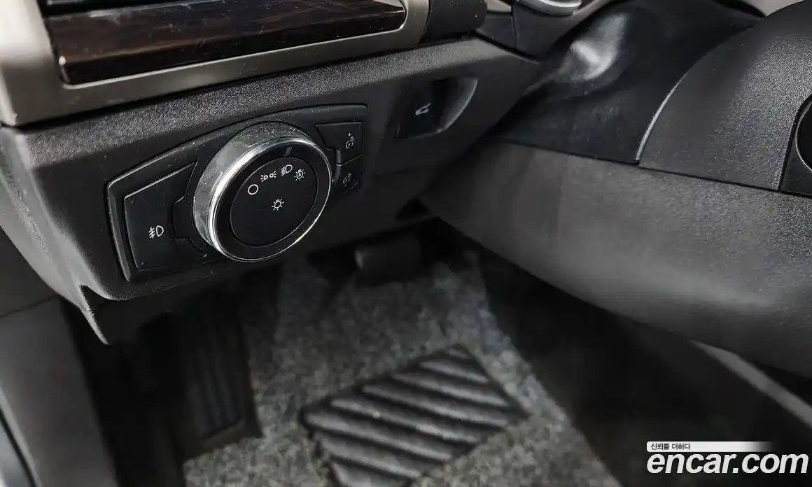 Ford Fusion 2013 2.0 Автомат в Москве № 273440, фото 17