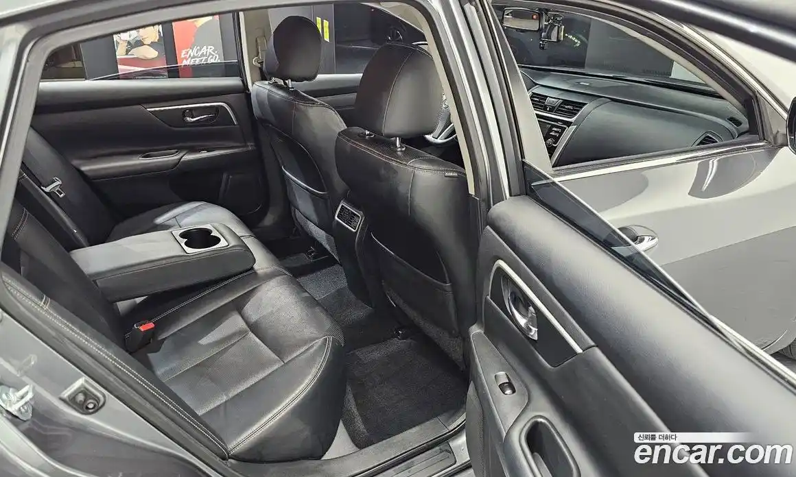 Nissan Altima 2018 2.5 Автомат в Москве № 285030, фото 12