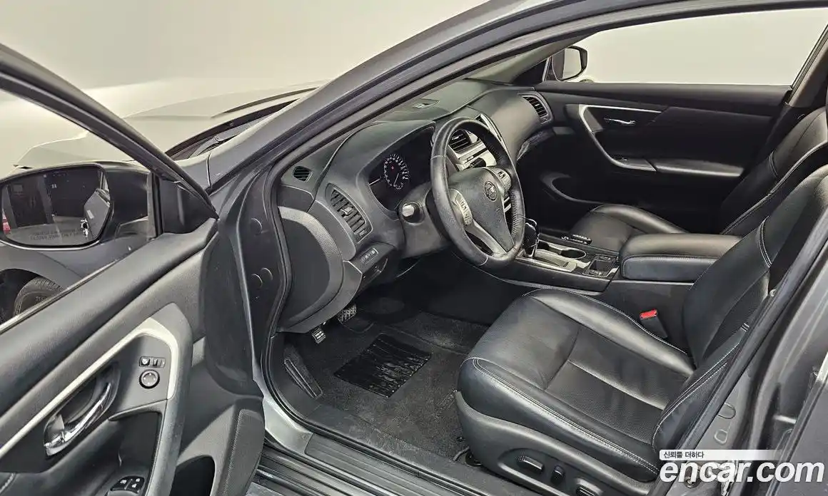 Nissan Altima 2018 2.5 Автомат в Москве № 285030, фото 5