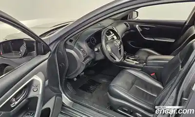 Nissan Altima 2018 2.5 Автомат в Москве № 285030, миниатюра 5