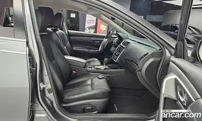 Nissan Altima 2018 2.5 Автомат в Москве № 285030, миниатюра 8