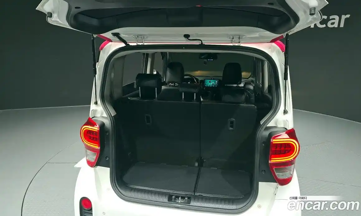 Kia Ray 2022 1.0 Автомат в Москве № 287885, фото 20