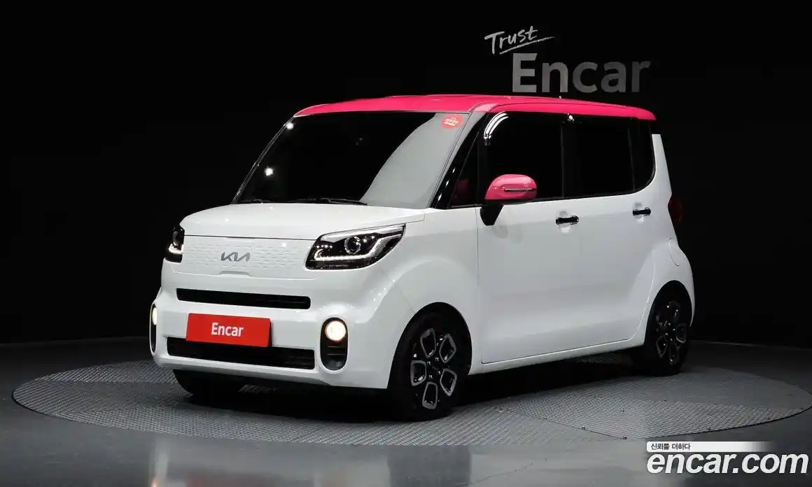 Kia Ray 2022 1.0 Автомат в Москве № 287885, фото 8