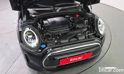 Mini Cooper 2023 1.5 Автомат в Москве № 299418, миниатюра 6