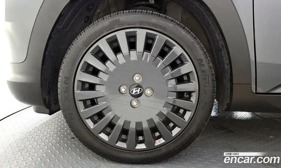 Hyundai Casper 2023 1.0 Автомат в Москве № 305083, фото 20