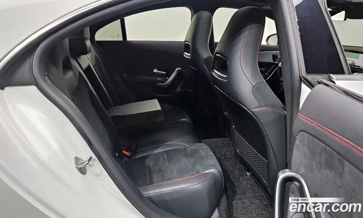 Mercedes-Benz CLA-Class 2022 2.0 Автомат в Москве № 311452, фото 16