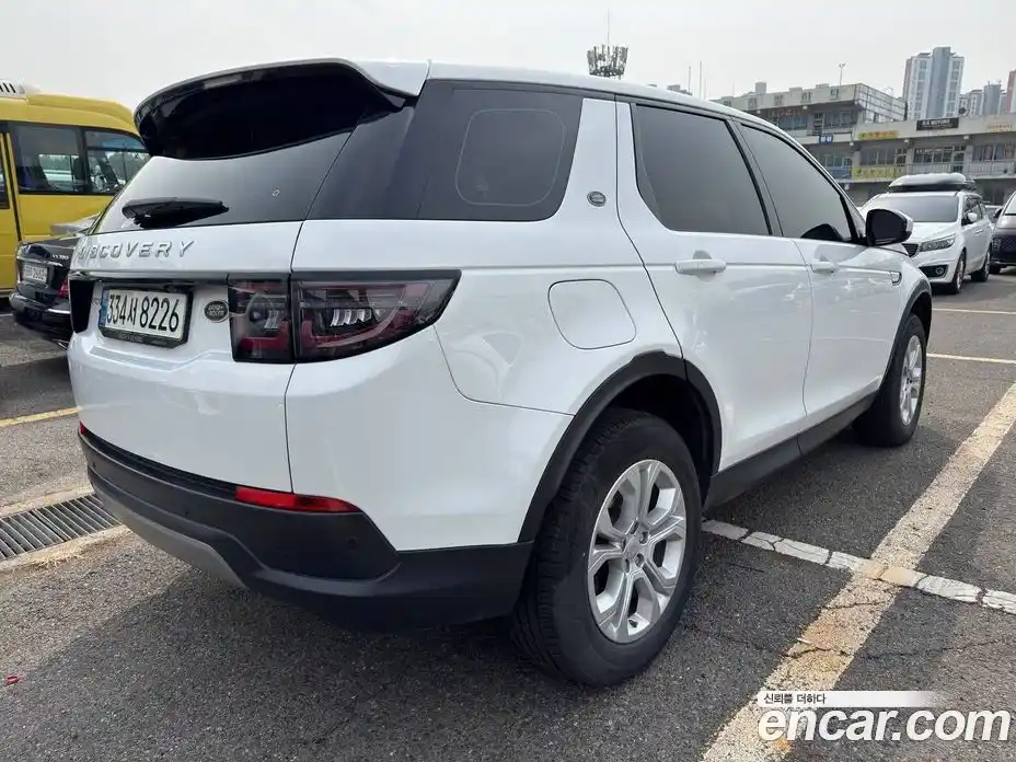 Land Rover Discovery Sport 2020 2.0 Автомат в Москве № 316445, фото 3