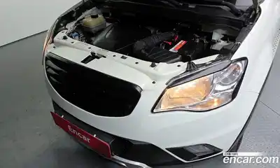 SsangYong Korando 2012 2.0 Механическая в Москве № 32526, миниатюра 6