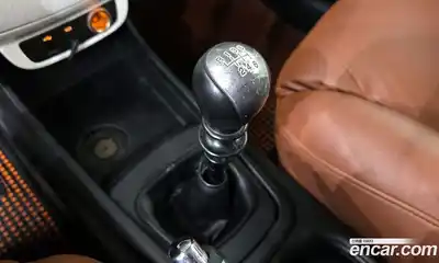 SsangYong Korando 2012 2.0 Механическая в Москве № 32526, миниатюра 9