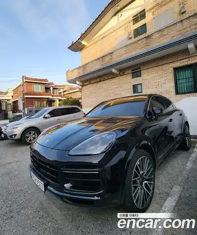 Porsche Cayenne, 2022