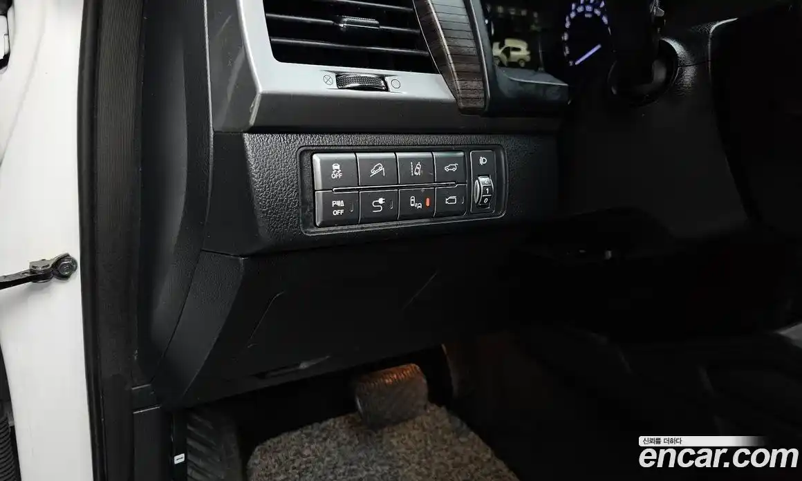 SsangYong Rexton 2019 2.2 Автомат в Москве № 33523, фото 19