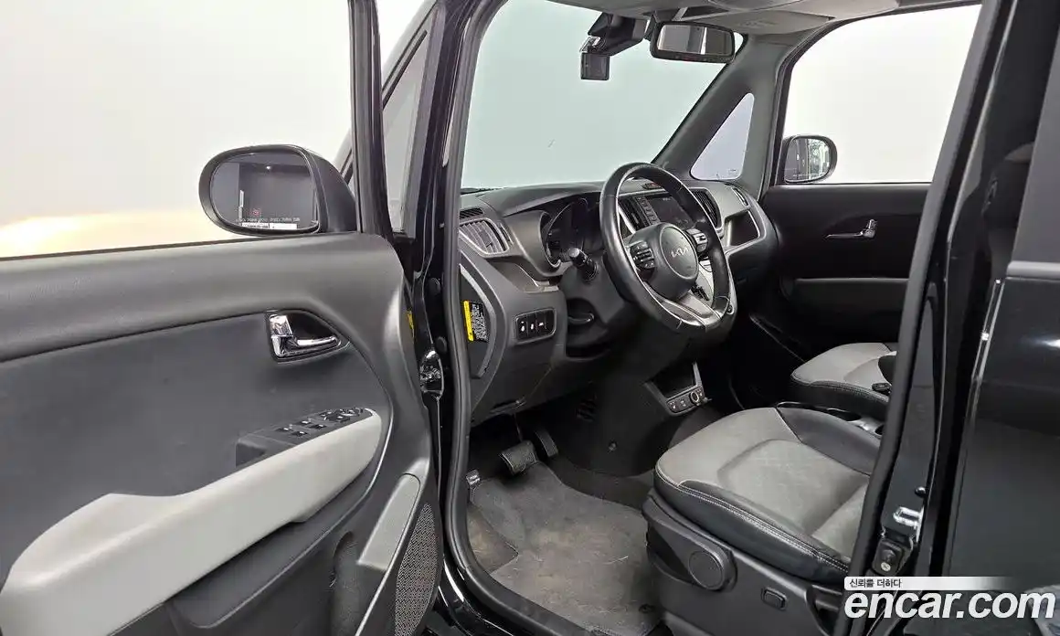 Kia Ray 2022 1.0 Автомат в Москве № 337908, фото 16